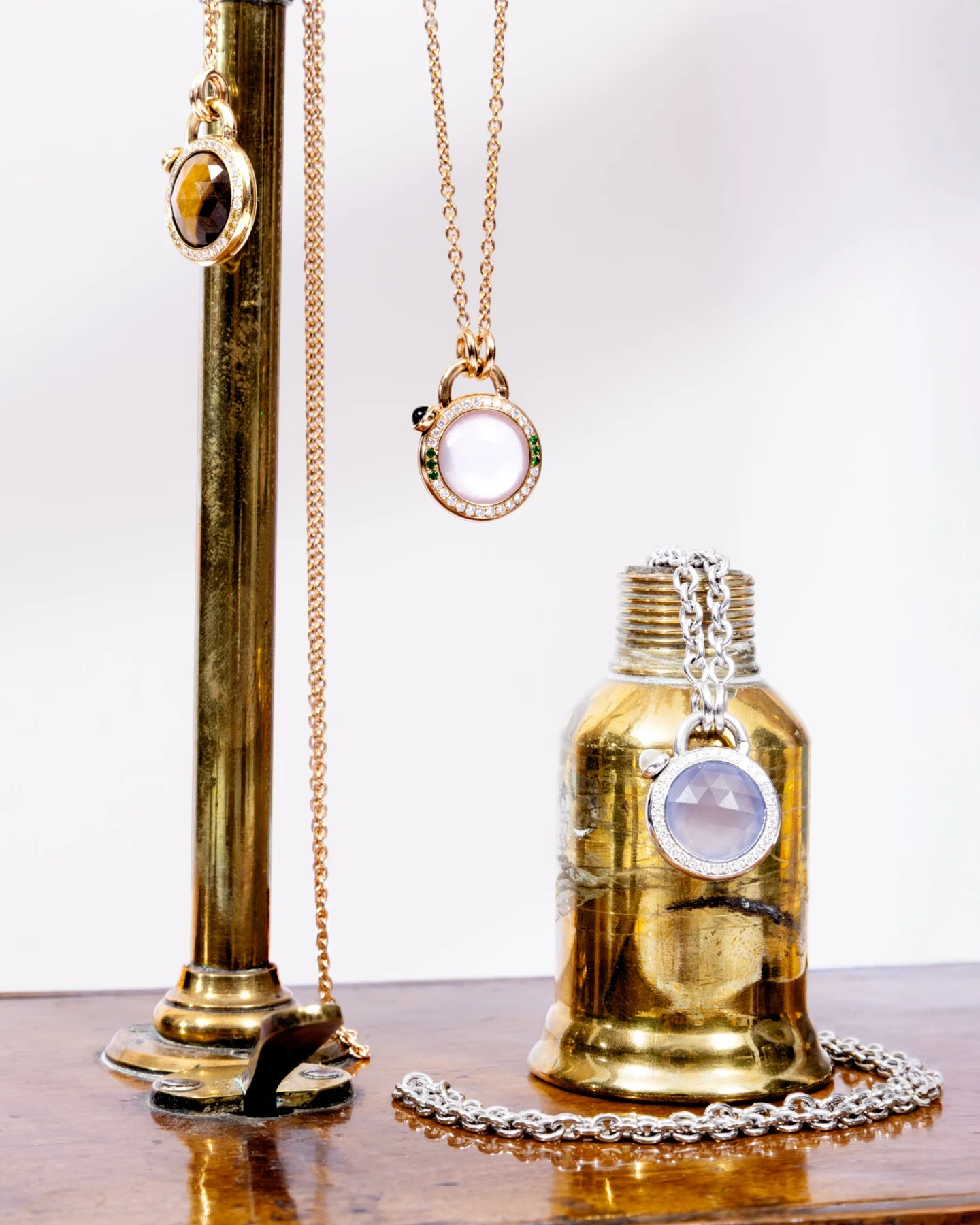 Joaillerie Sympan des planètes, bijou astrologique raffiné