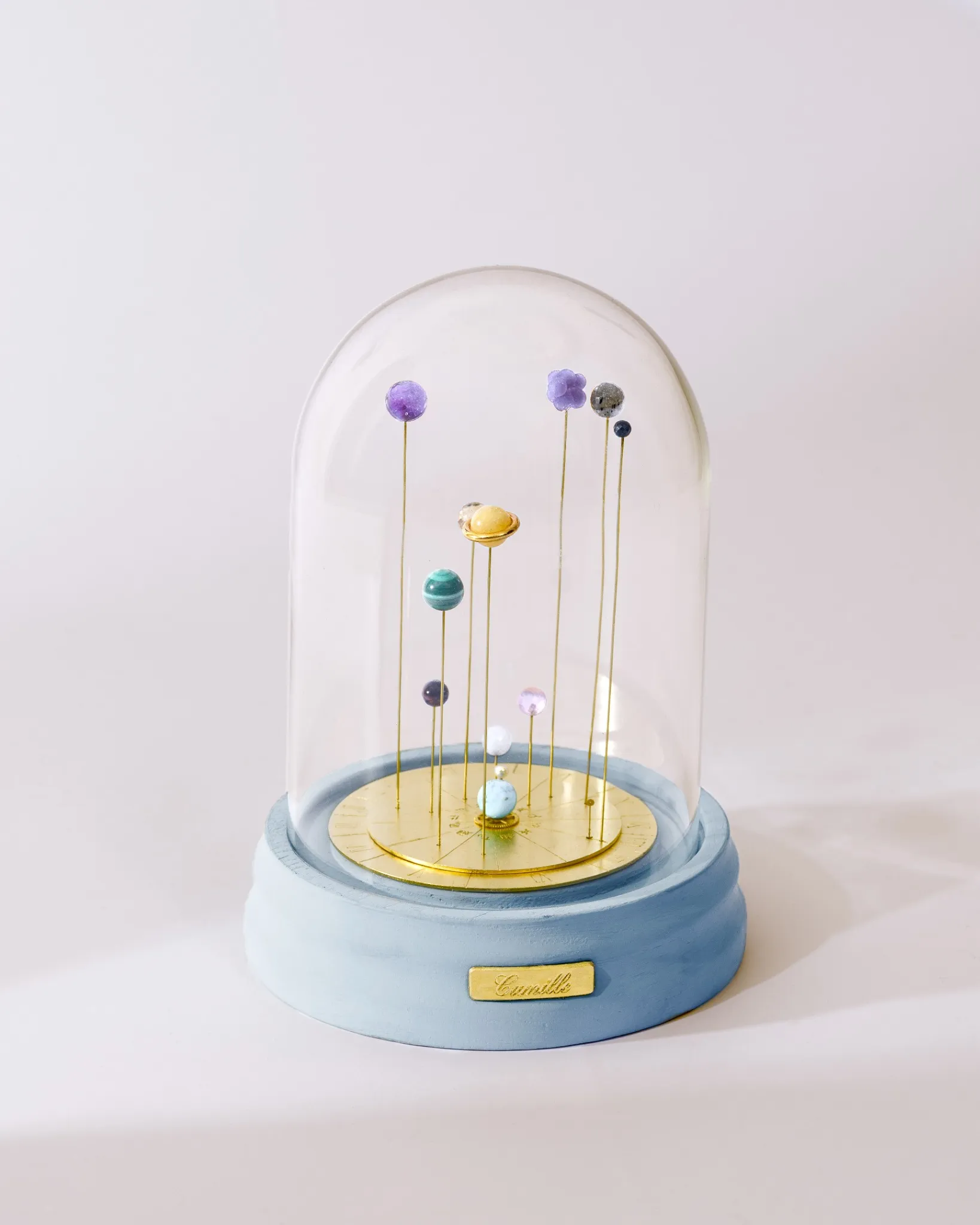 Célébrer la naissance et l’enfance avec un Sympan Enfant, objet d’art céleste personnalisé