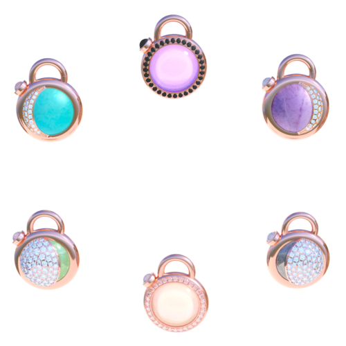 Pendentif-cadenas Collection Héritage SYMPAN, pièce numérotée en or 18 carats et diamants représentant les phases de la lune, art joaillerie de collection.